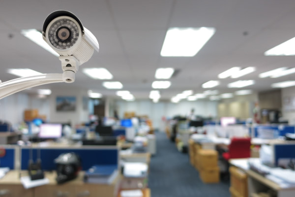 Installation caméra de surveillance intérieur - Entreprise de  vidéosurveillance